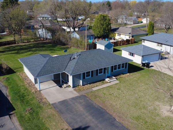 2924 116th Avenue NW, Coon Rapids, MN 55433