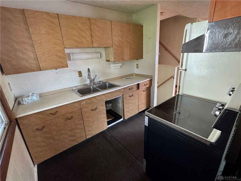 4089 Klepinger Rd., Harrison Township, OH 45416 Photo 3