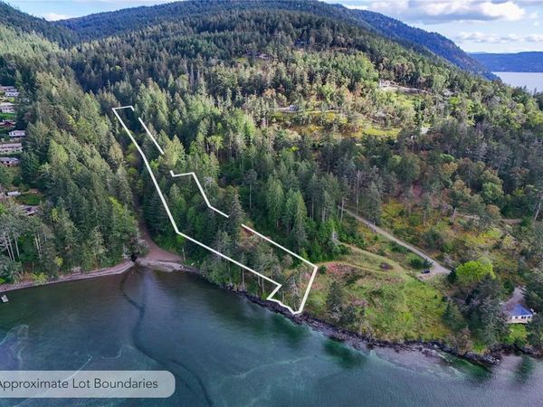 122 Narrows West Rd , Salt Spring, BC V8K 0A3