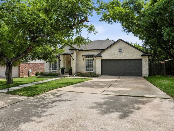 6220 Harrogate DR , Austin, TX 78759