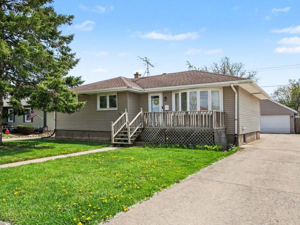 3018 Lincoln Street, Highland, IN 46322