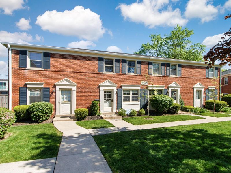 1845 Northwest Court , Unit D, Columbus, OH 43212 Photo 2