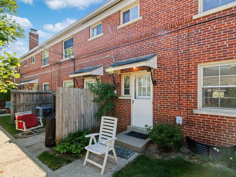 1845 Northwest Court , Unit D, Columbus, OH 43212 Photo 22