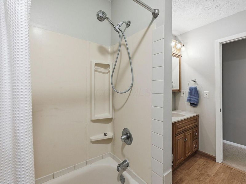 5712 Rachel Court , Hilliard, OH 43026 Photo 11