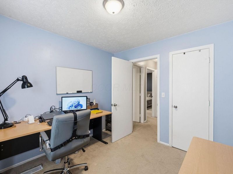 5712 Rachel Court , Hilliard, OH 43026 Photo 13