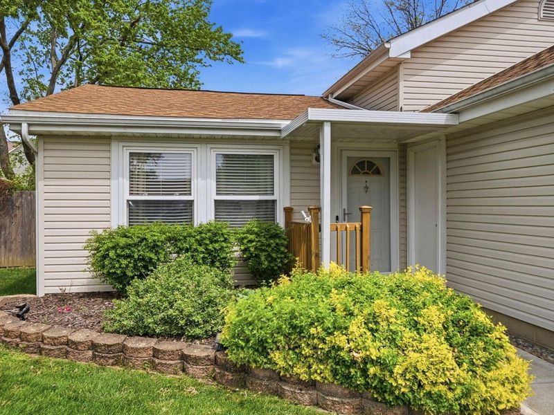 5712 Rachel Court , Hilliard, OH 43026 Photo 3