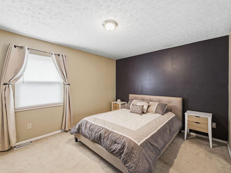 5712 Rachel Court , Hilliard, OH 43026 Photo 8