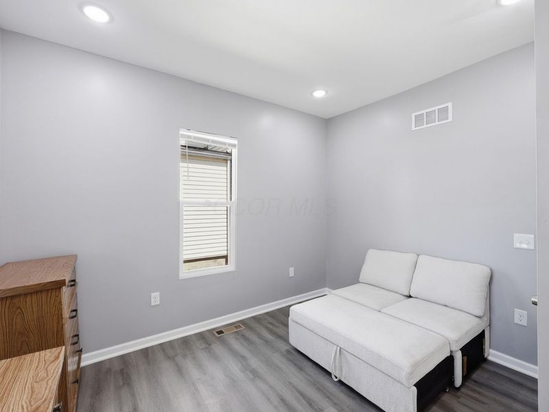 34 N Wayne Avenue, Columbus, OH 43204 Photo 8