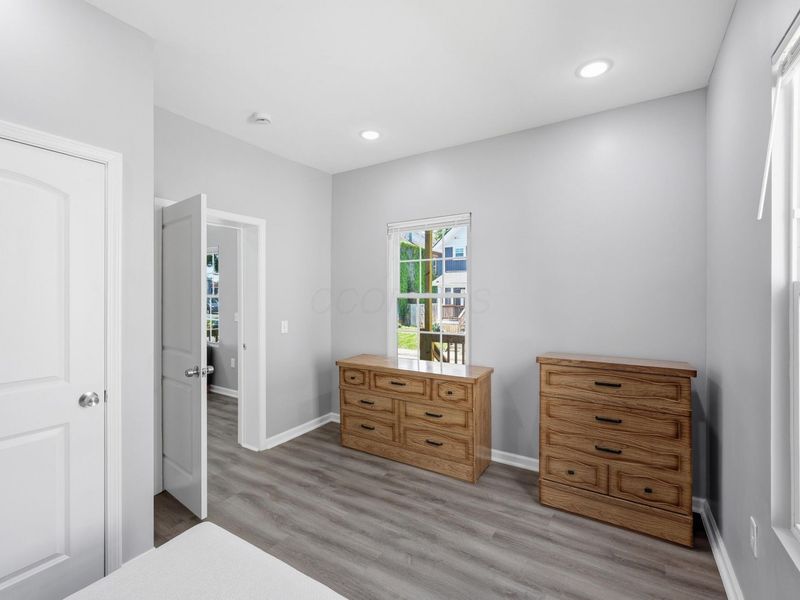 34 N Wayne Avenue, Columbus, OH 43204 Photo 9