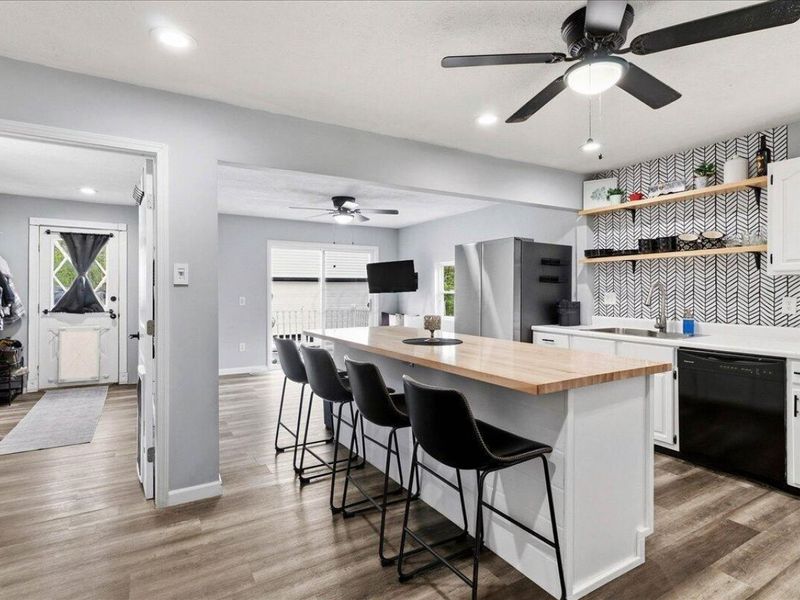 5054 Drivemere Road , Hilliard, OH 43026 Photo 12