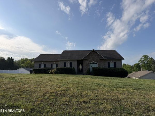 3237 Reiley Drive, Maryville, TN 37801