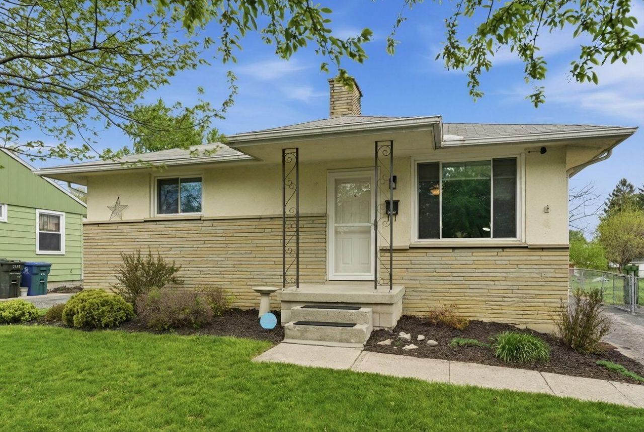 1352 Northridge Road , Columbus, OH 43224 Main Photo