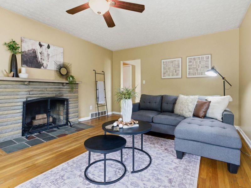 1352 Northridge Road , Columbus, OH 43224 Photo 7