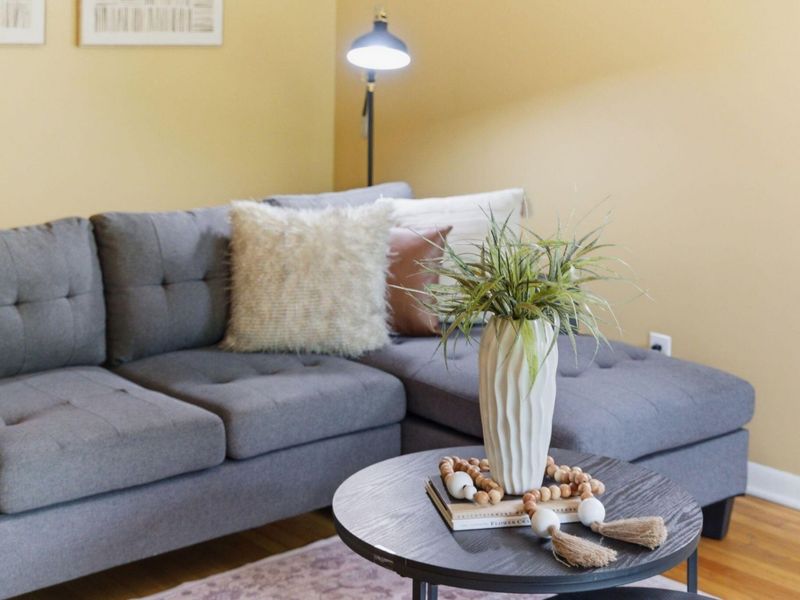 1352 Northridge Road , Columbus, OH 43224 Photo 8