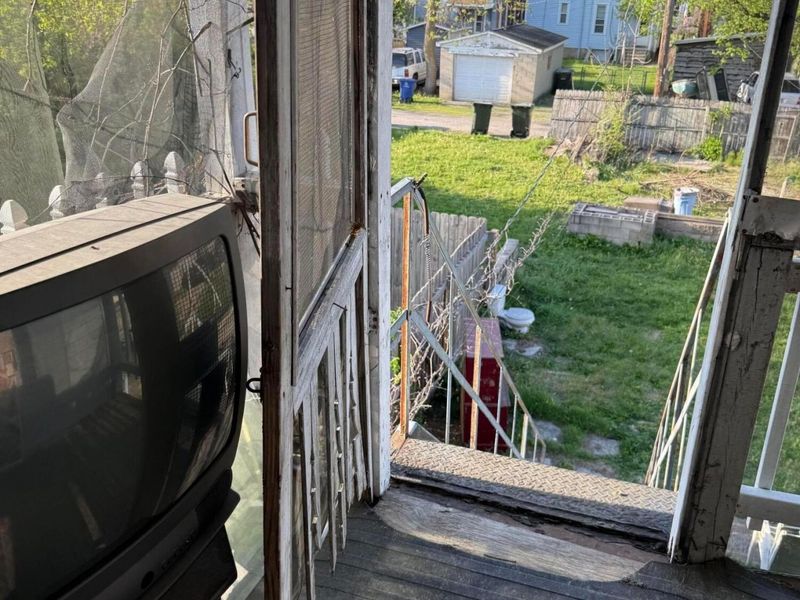 1088 Oak Street , Columbus, OH 43205 Photo 5