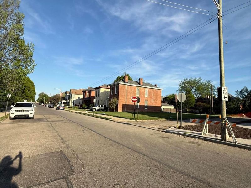 1088 Oak Street , Columbus, OH 43205 Photo 8