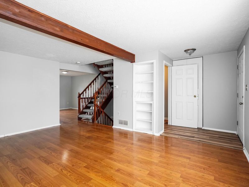 3850 Julia Court , Columbus, OH 43230 Photo 3