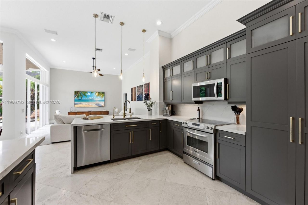 1783 Victoria Pointe Cir , Weston, FL 33327 Photo