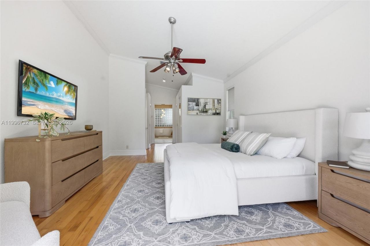 1783 Victoria Pointe Cir , Weston, FL 33327 Photo