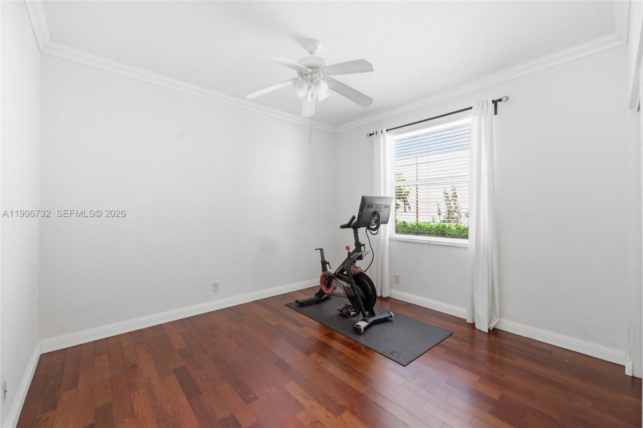 1783 Victoria Pointe Cir , Weston, FL 33327 Photo