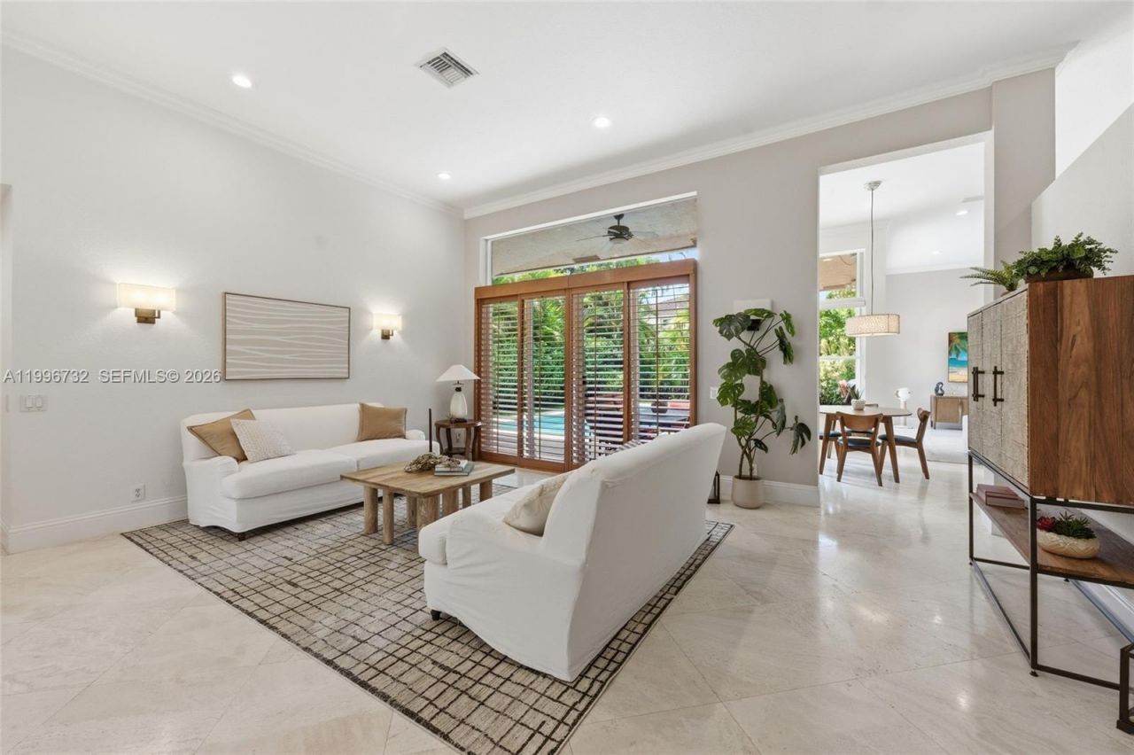 1783 Victoria Pointe Cir , Weston, FL 33327 Photo