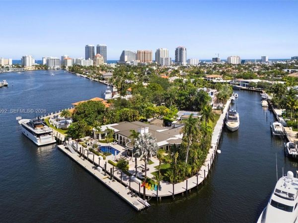 2300 Aqua Vista Blvd, Fort Lauderdale, FL 33301
