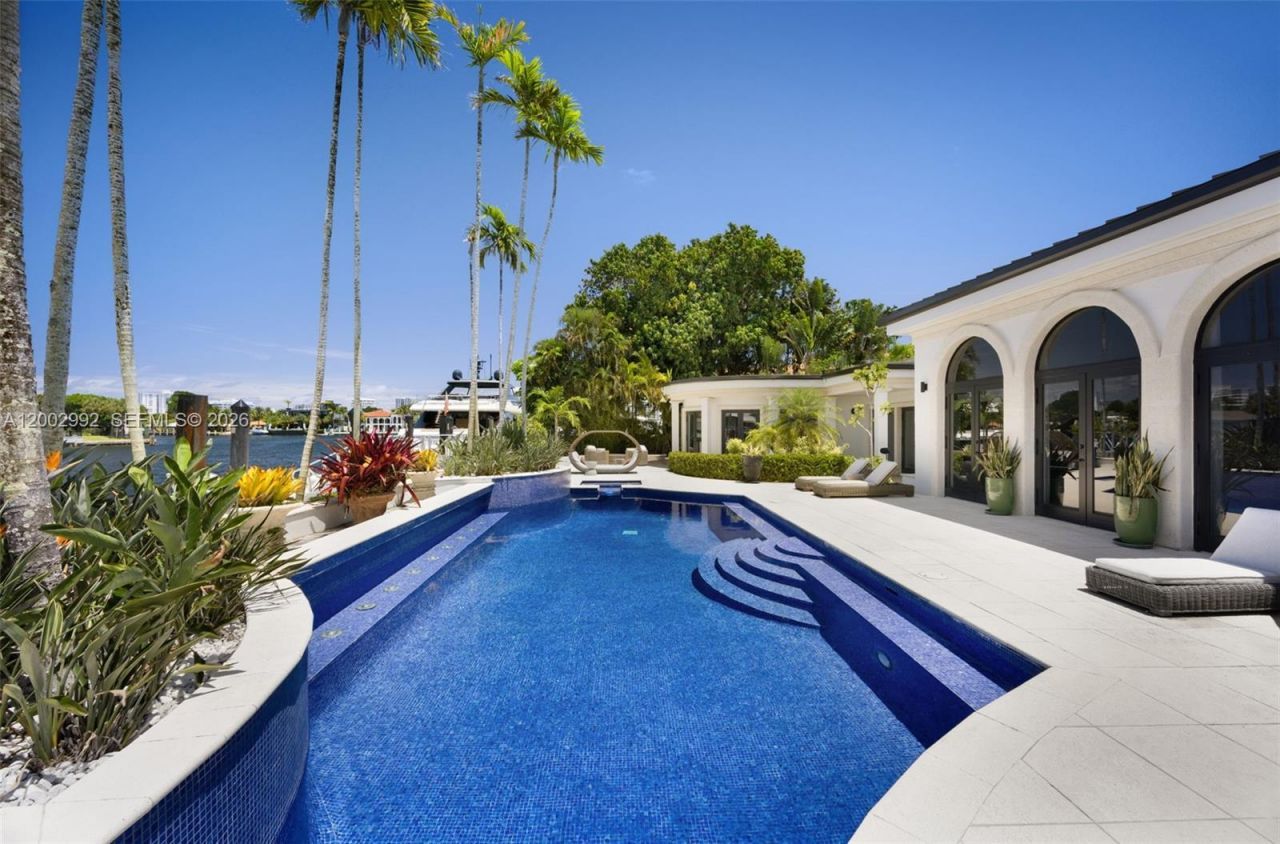 2300 Aqua Vista Blvd, Fort Lauderdale, FL 33301 Photo