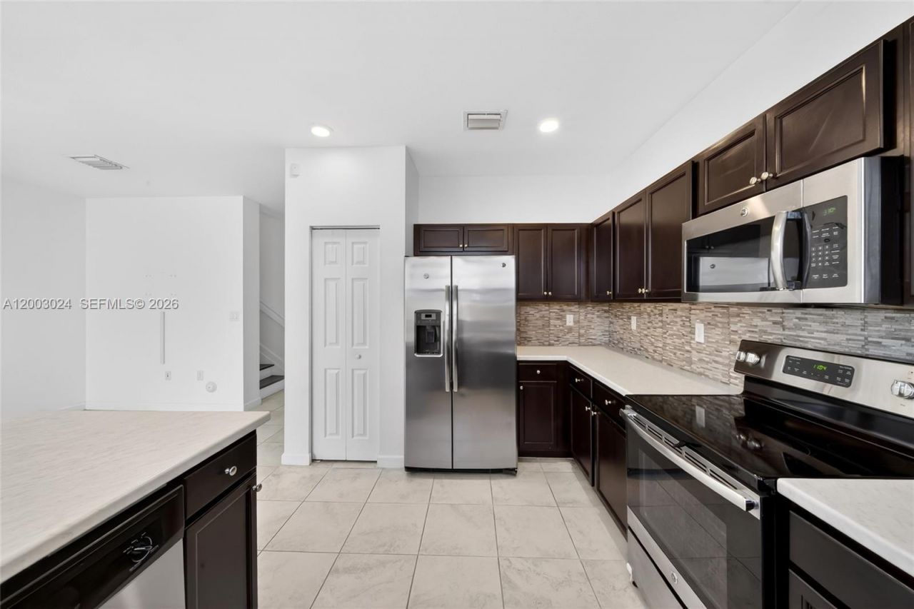 11469 SW 252nd Ter, Homestead, FL 33032 Photo