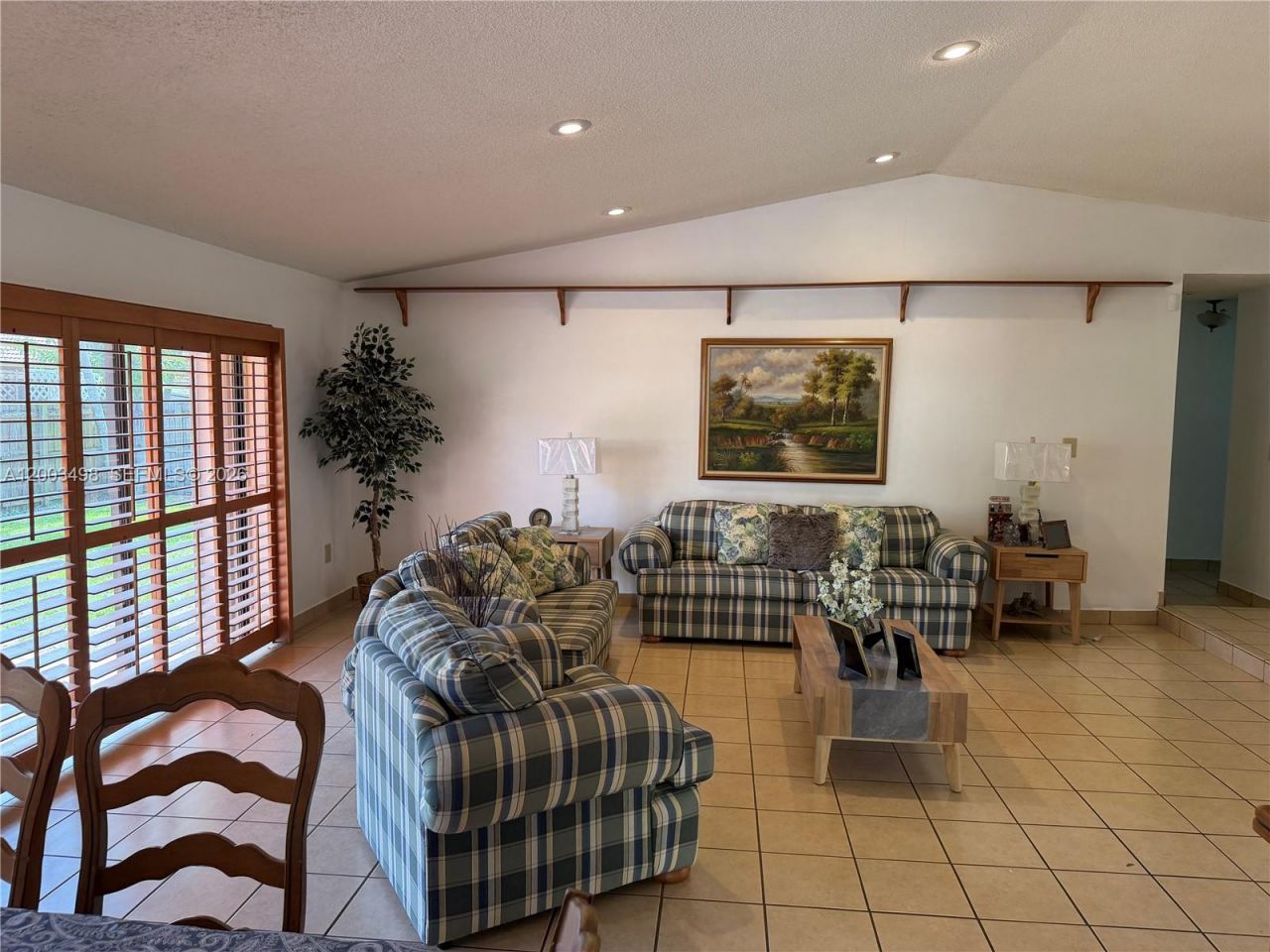 6010 NW 201st Ln , Hialeah, FL 33015 Photo