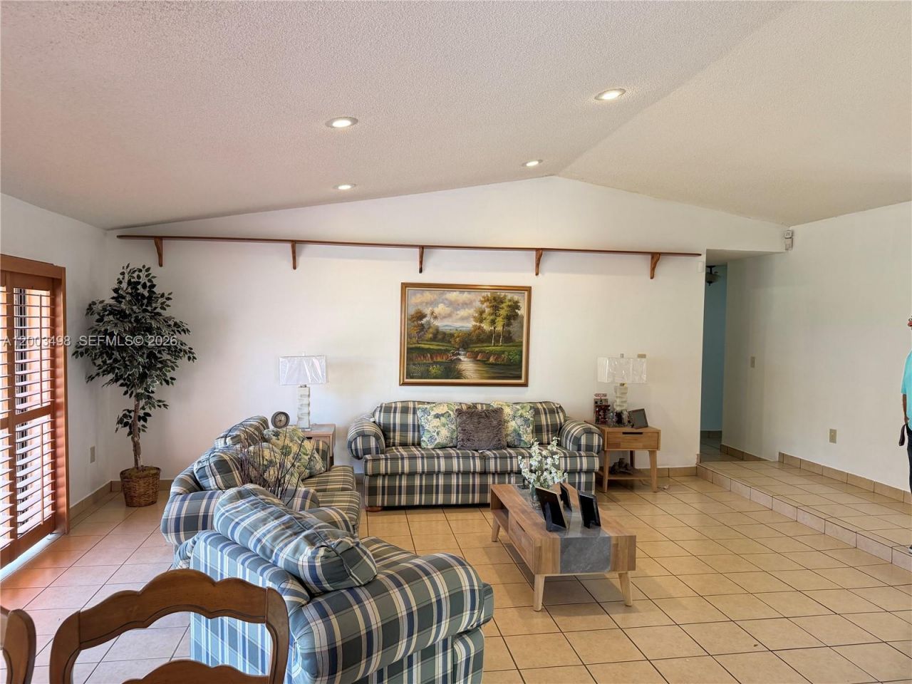 6010 NW 201st Ln , Hialeah, FL 33015 Photo