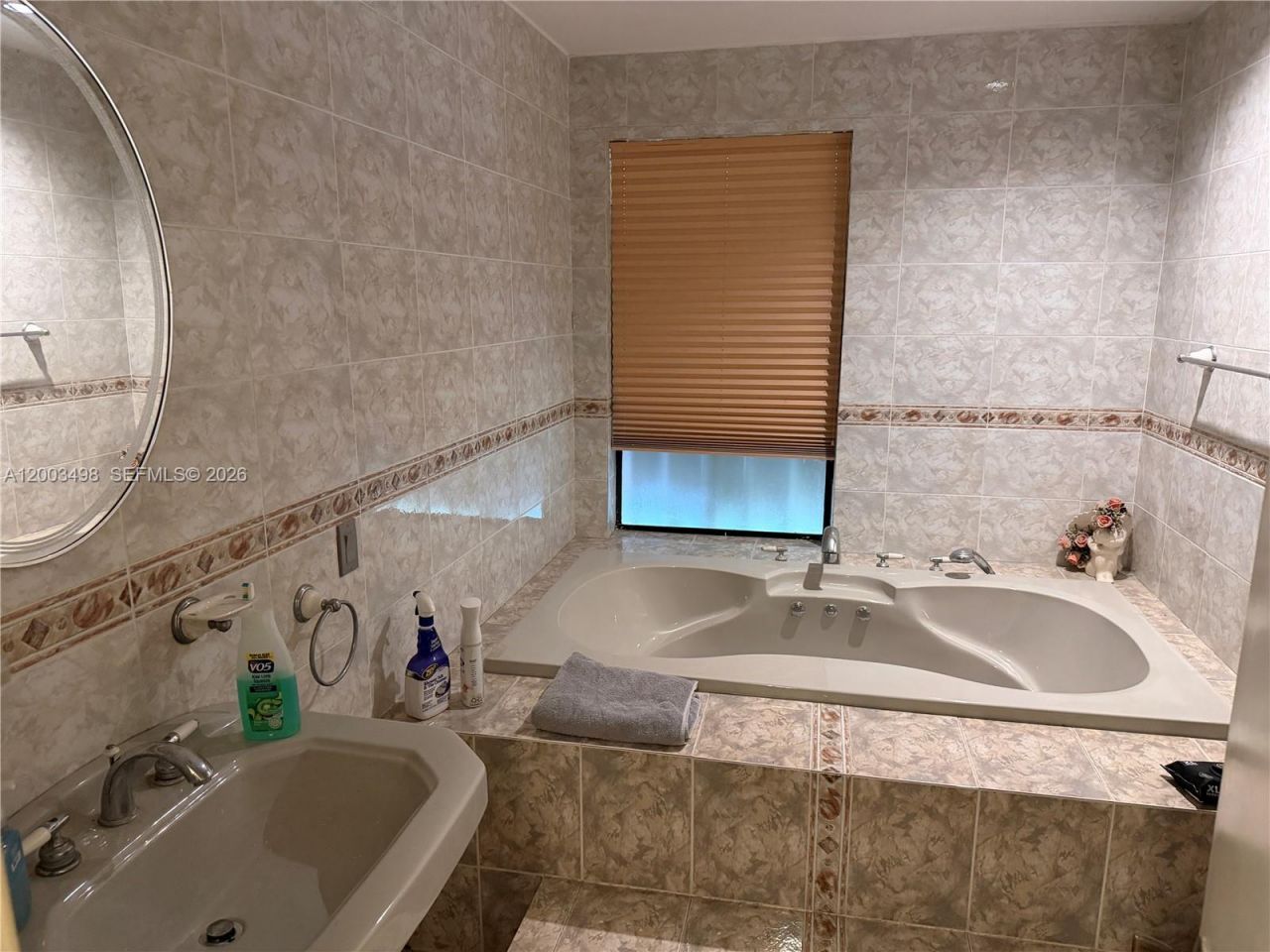 6010 NW 201st Ln , Hialeah, FL 33015 Photo