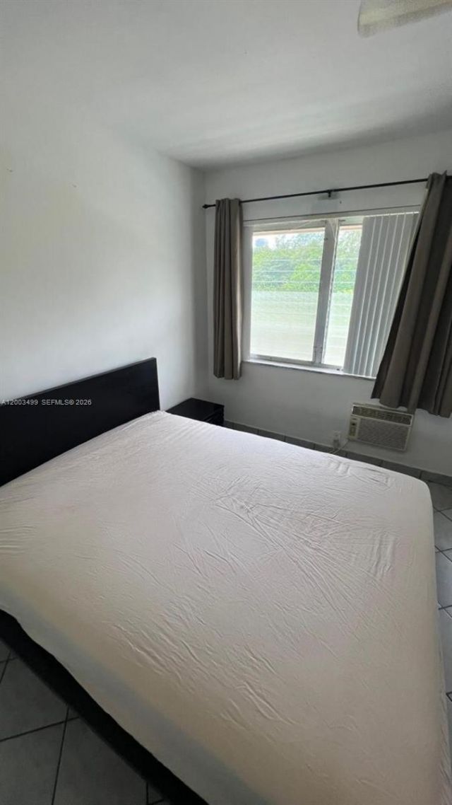 500 Layne Blvd, Unit 14, Hallandale Beach, FL 33009 Photo