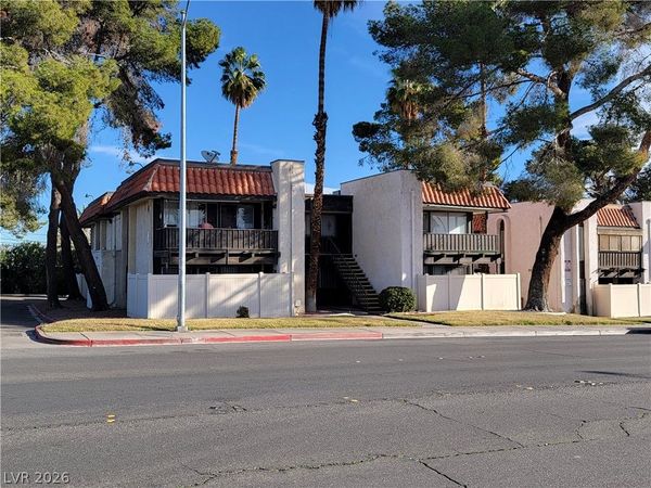 1370 Vegas Valley Drive , Unit 46, Las Vegas, NV 89169