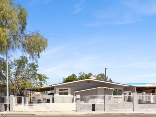 5116 Carmen Boulevard , Las Vegas, NV 89108