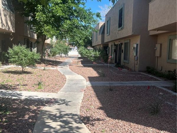 5939 Vegas Drive , Las Vegas, NV 89108