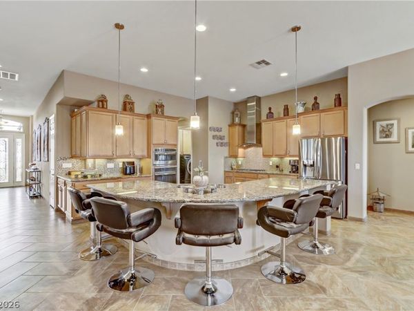 3906 Jacob Lake Circle, Las Vegas, NV 89118