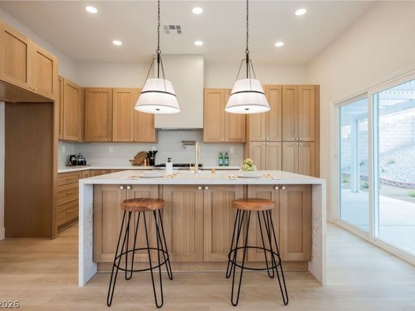 1889 Eagle Flight Lane , Henderson, NV 89012