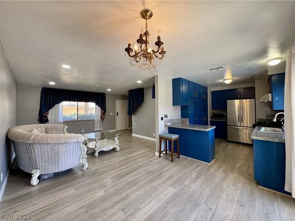 6224 Meadowhaven Lane , Las Vegas, NV 89103