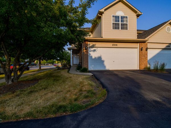 1704 Windward Avenue , Naperville, IL 60563