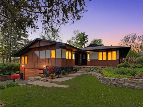 2 Walton Place , Normal, IL 61761