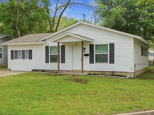 123 W Orleans Avenue , Sapulpa, OK 74066