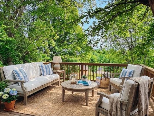 630 Debbie Dr , Hermitage, TN 37076