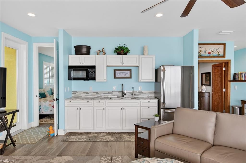 11859 Island Ave, Matlacha, FL 33993 Photo