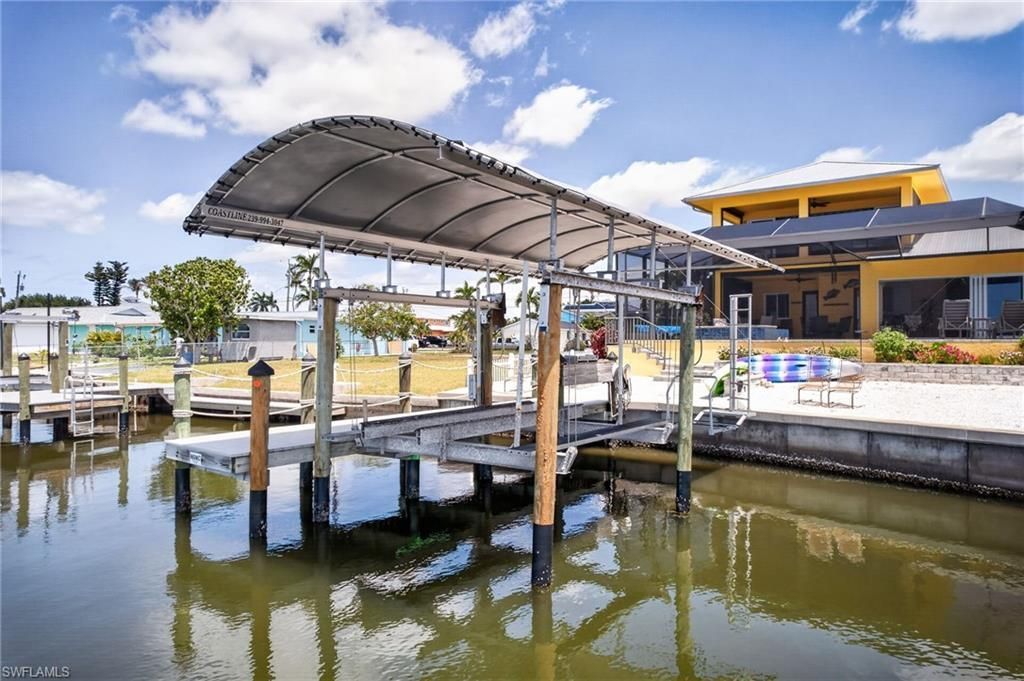 11859 Island Ave, Matlacha, FL 33993 Photo