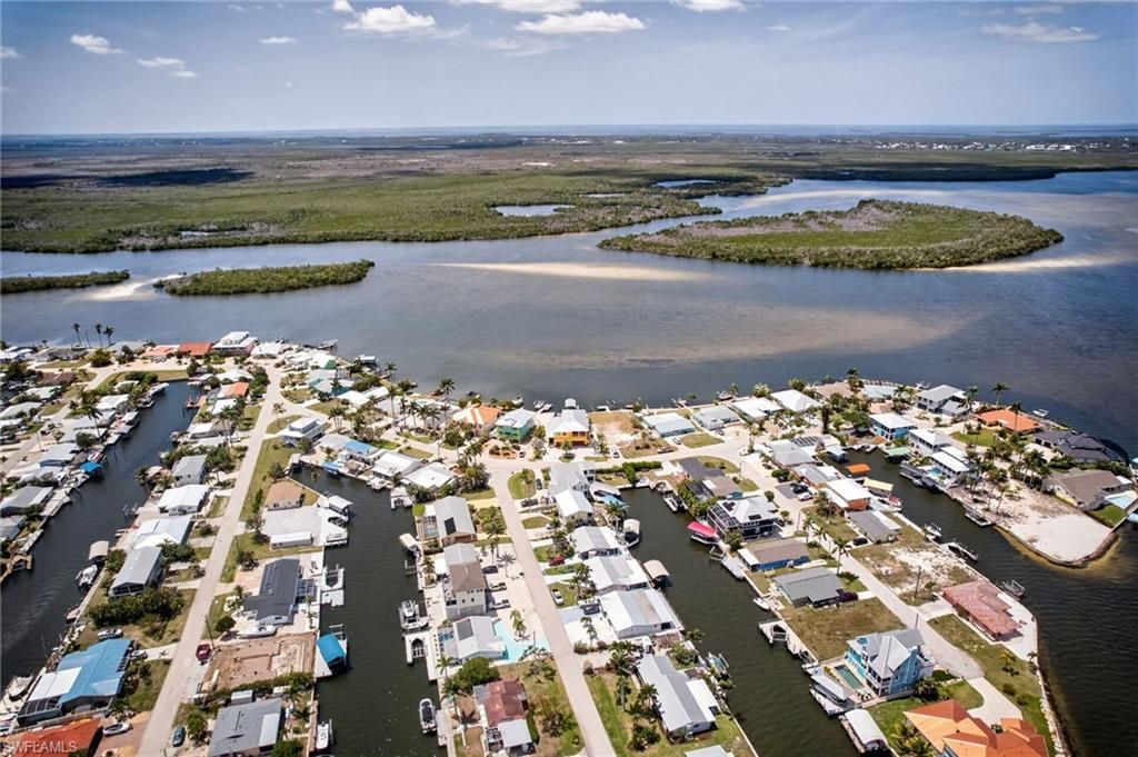 11859 Island Ave, Matlacha, FL 33993 Photo