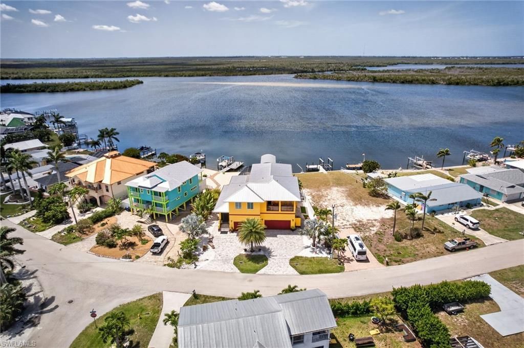 11859 Island Ave, Matlacha, FL 33993 Photo