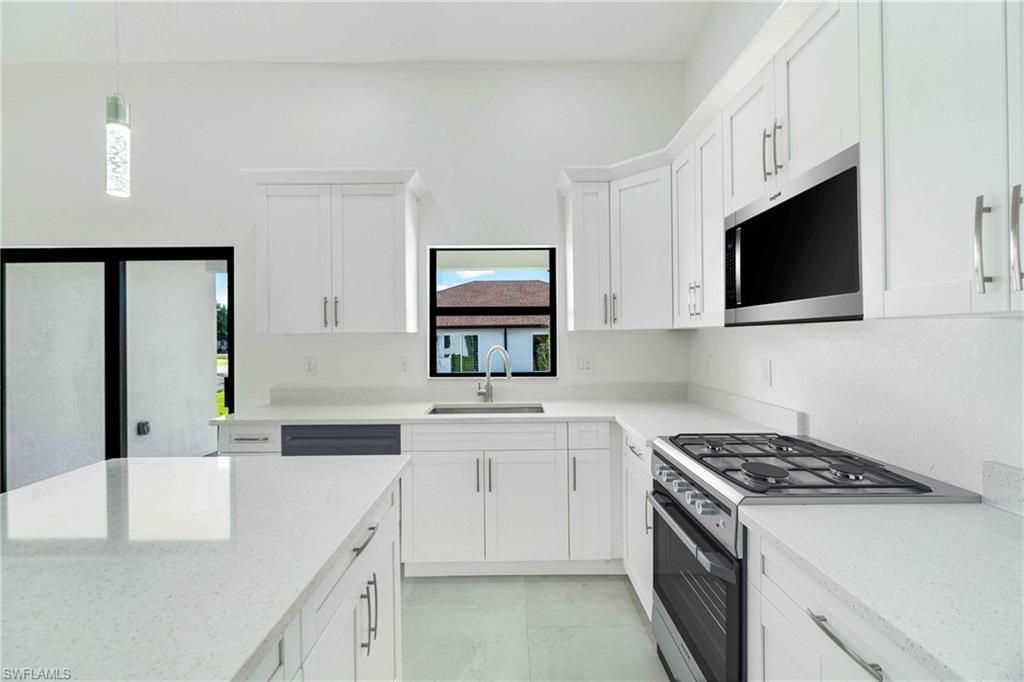 4446-4448 24th St Sw, Lehigh Acres, FL 33973 Photo