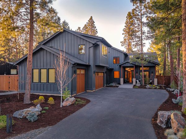 19546 E Campbell Road, Bend, OR 97702