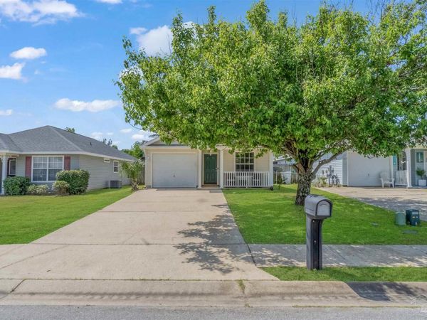 5583 Meadow Creek Pl, Gulf Breeze, FL 32563