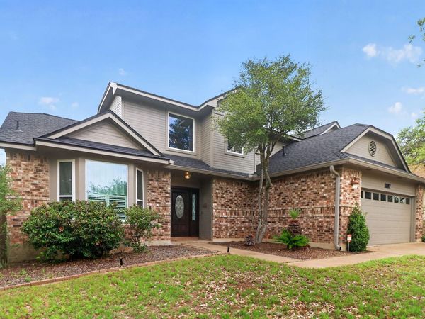 1607 Gracy Farms LN , Austin, TX 78758